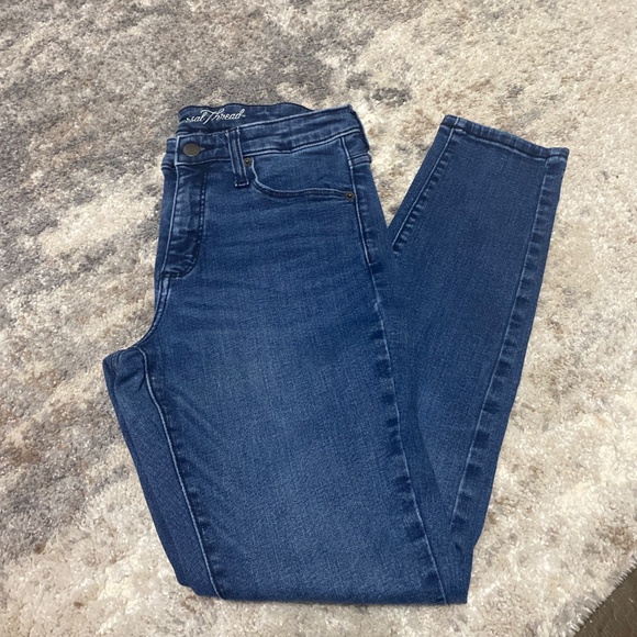 Universal thread 4/27s size 4 skinny blue jeans womens 90% cotton - Picture 3 of 10